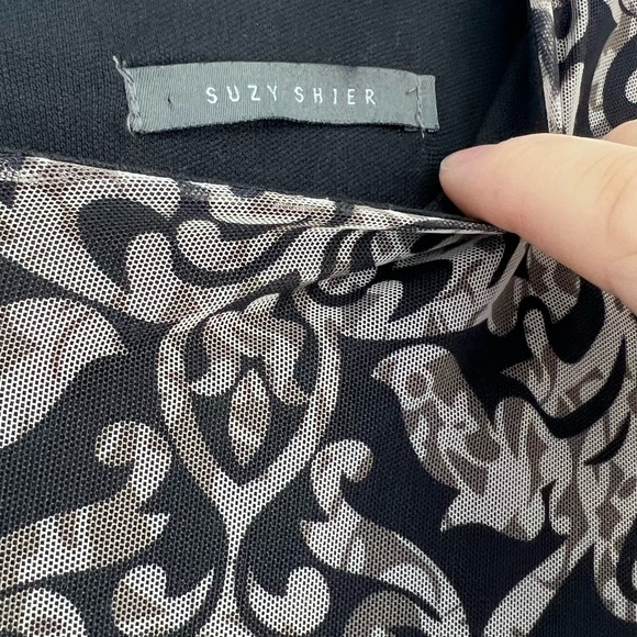 Summer dress, Size (XS) but fits also S and  M size, very lightly worn - Picture 7 of 8